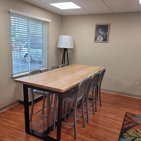 Woodspring Suites Louisville Clarksville Экстерьер фото